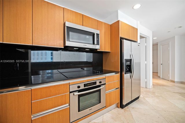 1050 Brickell Avenue 3314, Miami, FL 33131