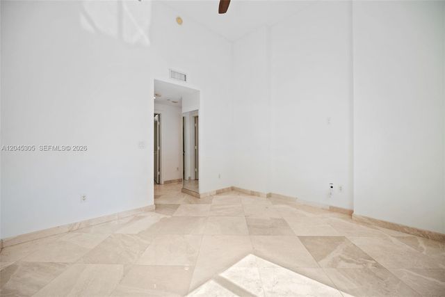 1050 Brickell Avenue 3314, Miami, FL 33131