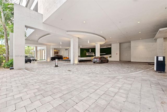 1050 Brickell Avenue 3314, Miami, FL 33131