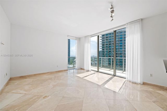 1050 Brickell Avenue 3314, Miami, FL 33131