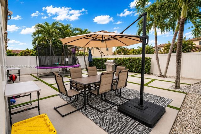 8821 W 34th Court, Hialeah, FL 33018