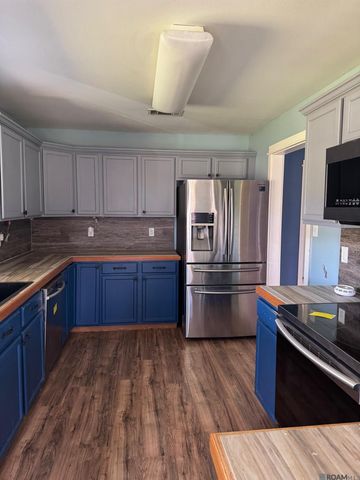 12789 Bonnie Bleu Dr, Denham Springs, LA 70726
