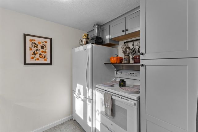371 Lancaster St 3, West Boylston, MA 01583