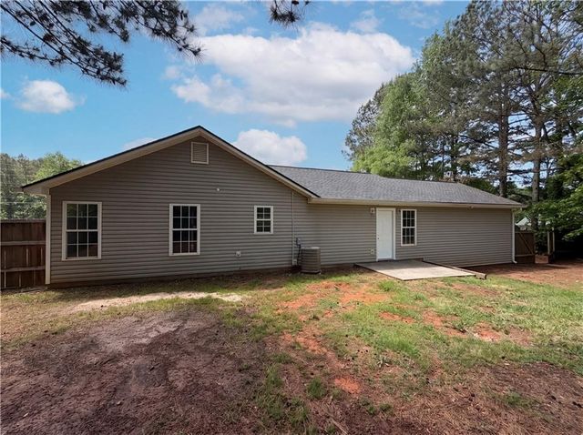 385 Southern Trace Drive, Rockmart, GA 30153