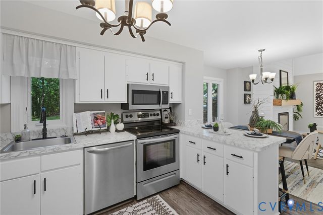 9426 Ashking Dr, Mechanicsville, VA 23116