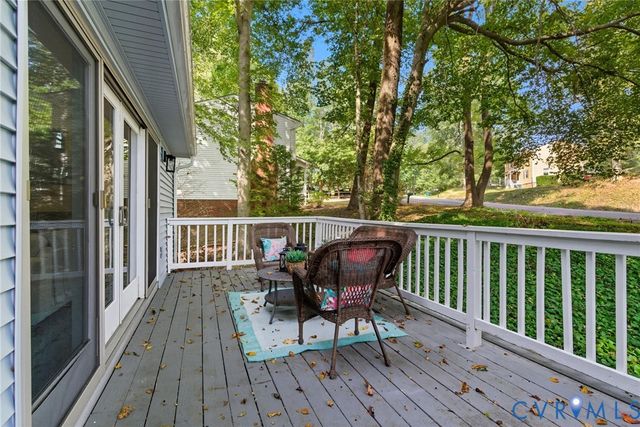 9426 Ashking Dr, Mechanicsville, VA 23116