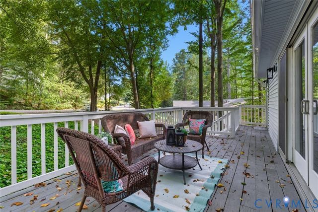 9426 Ashking Dr, Mechanicsville, VA 23116