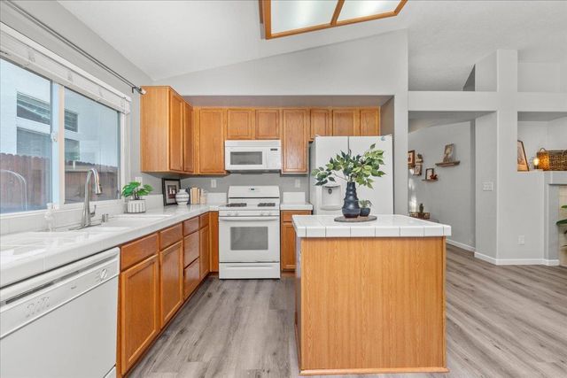 2656 Avocet Way, Lincoln, CA 95648