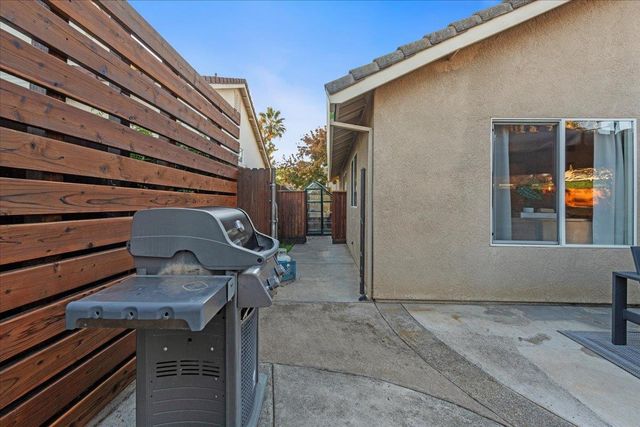 2656 Avocet Way, Lincoln, CA 95648