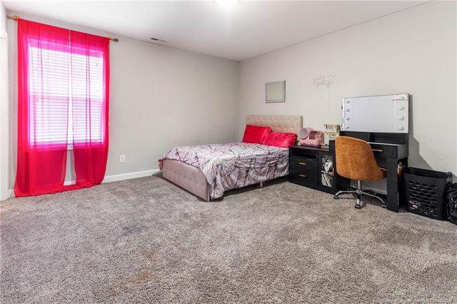 66 Kensington Drive, Spring Lake, NC 28390