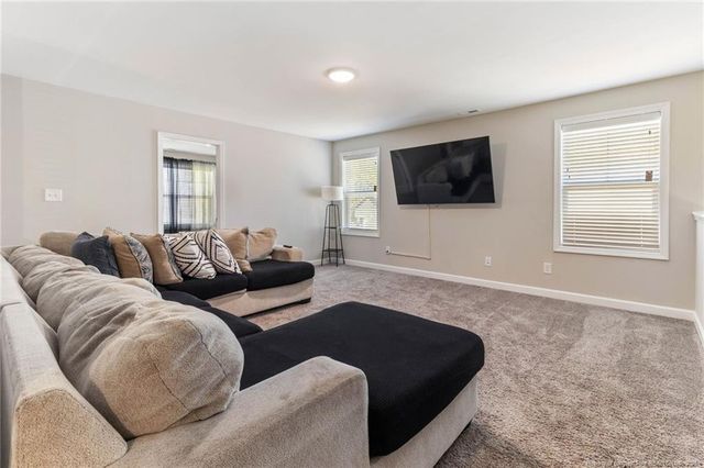 66 Kensington Drive, Spring Lake, NC 28390
