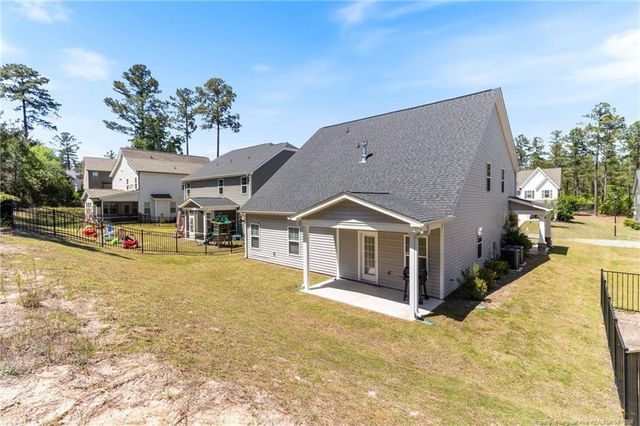 66 Kensington Drive, Spring Lake, NC 28390