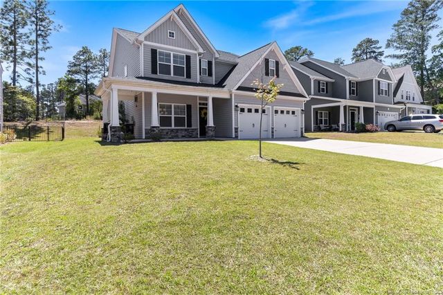 66 Kensington Drive, Spring Lake, NC 28390