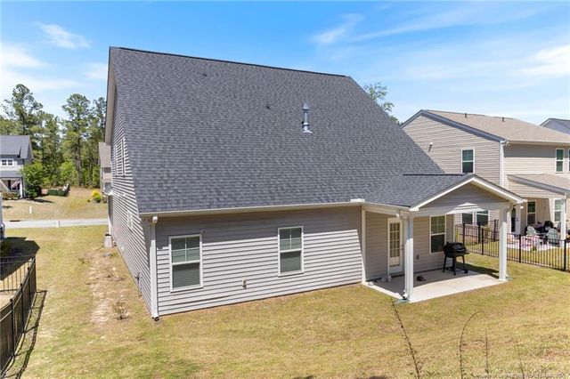 66 Kensington Drive, Spring Lake, NC 28390