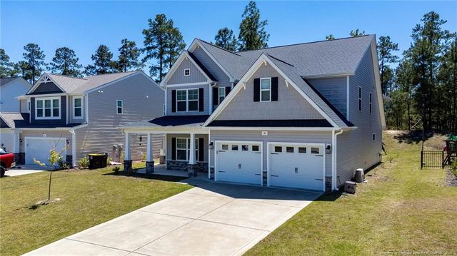 66 Kensington Drive, Spring Lake, NC 28390