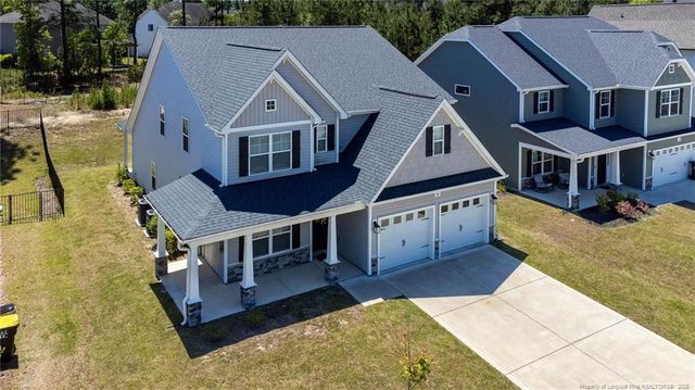 66 Kensington Drive, Spring Lake, NC 28390