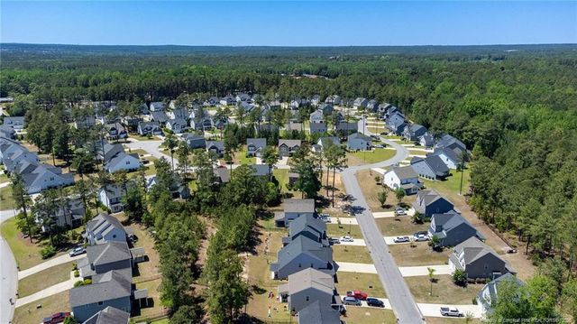 66 Kensington Drive, Spring Lake, NC 28390