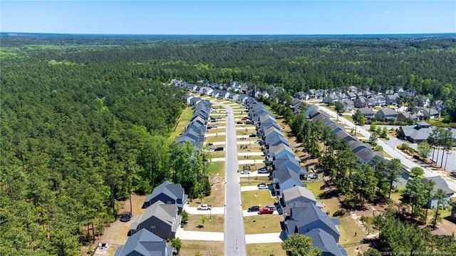 66 Kensington Drive, Spring Lake, NC 28390