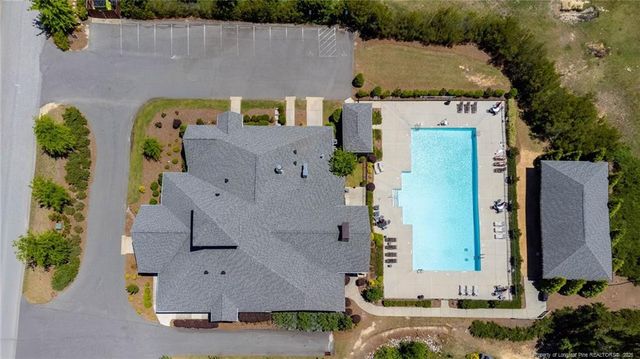 66 Kensington Drive, Spring Lake, NC 28390