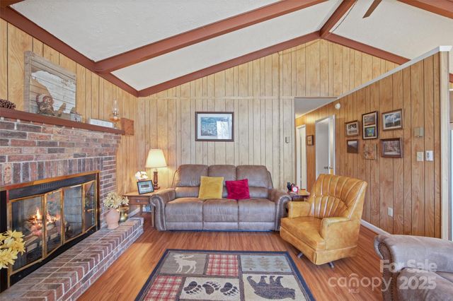 679 Locust Drive, Maggie Valley, NC 28751