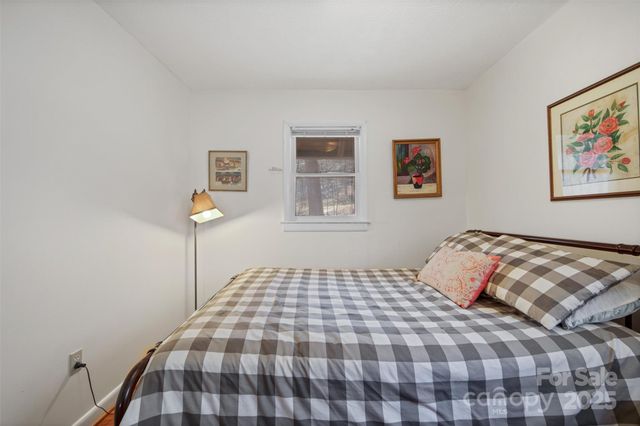 679 Locust Drive, Maggie Valley, NC 28751