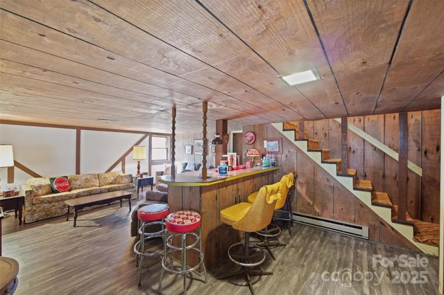 679 Locust Drive, Maggie Valley, NC 28751