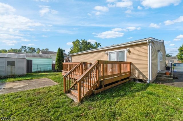 122 3Rd St, Middlesex Boro, NJ 08846