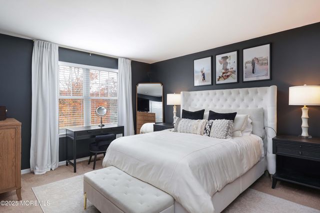 207 Harvest Way, Toms River, NJ 08755