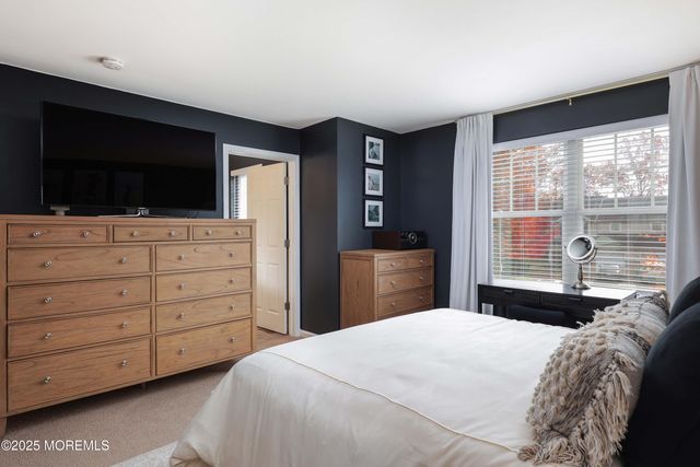 207 Harvest Way, Toms River, NJ 08755