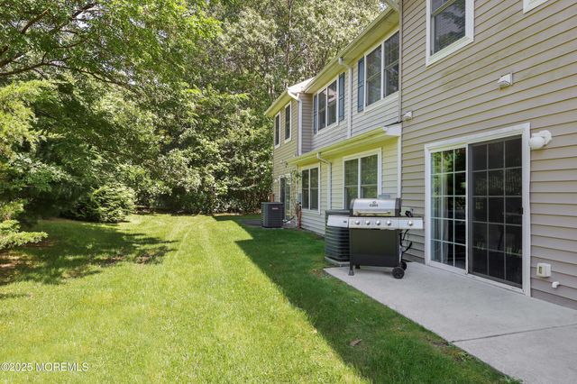 207 Harvest Way, Toms River, NJ 08755