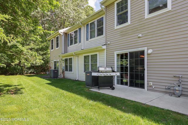 207 Harvest Way, Toms River, NJ 08755