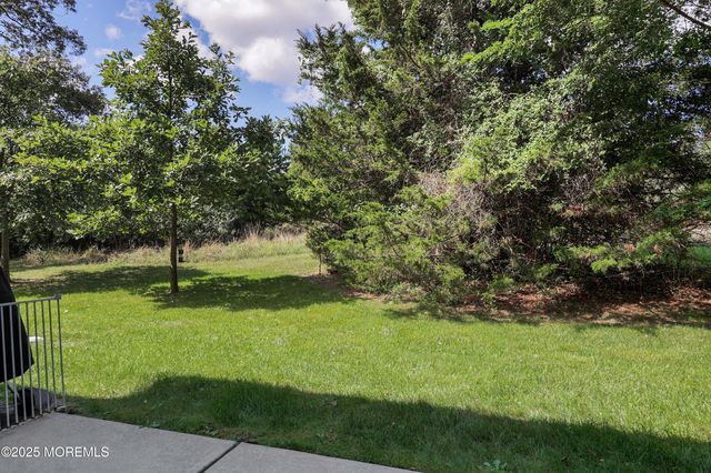 207 Harvest Way, Toms River, NJ 08755