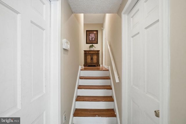 2402 HICKORY HILL RD, Chadds Ford, PA 19317