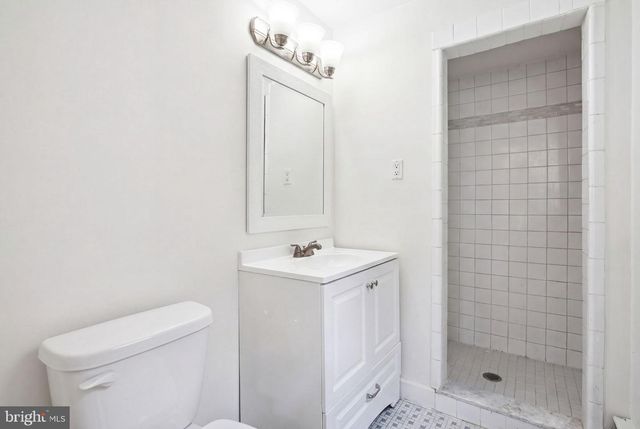 2402 HICKORY HILL RD, Chadds Ford, PA 19317