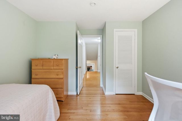 2402 HICKORY HILL RD, Chadds Ford, PA 19317