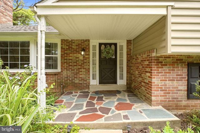 2402 HICKORY HILL RD, Chadds Ford, PA 19317