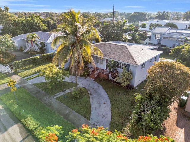 2025 SW 82nd Court, Miami, FL 33155