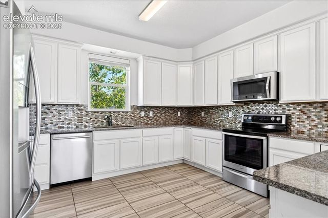 56534 E 24th Avenue, Strasburg, CO 80136