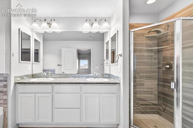 56534 E 24th Avenue, Strasburg, CO 80136