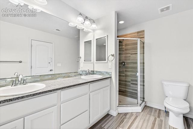 56534 E 24th Avenue, Strasburg, CO 80136