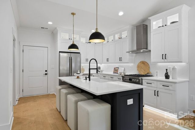 4704 Murrayhill Road, Charlotte, NC 28209