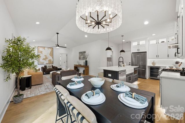 4704 Murrayhill Road, Charlotte, NC 28209