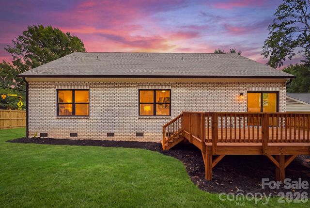 4704 Murrayhill Road, Charlotte, NC 28209