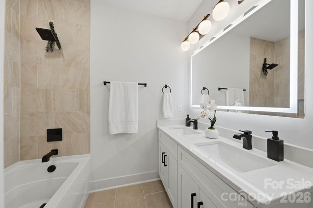 4704 Murrayhill Road, Charlotte, NC 28209
