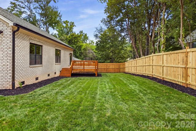 4704 Murrayhill Road, Charlotte, NC 28209