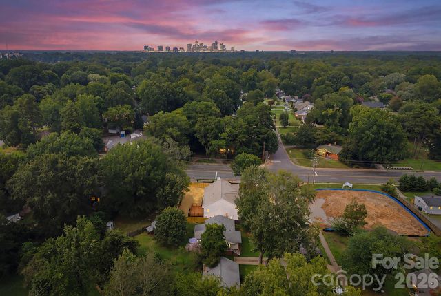 4704 Murrayhill Road, Charlotte, NC 28209