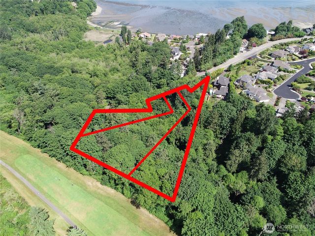 3911 SW Dash Point Rd, Federal Way, WA 98023