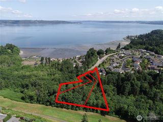 3911 SW Dash Point Rd, Federal Way, WA 98023