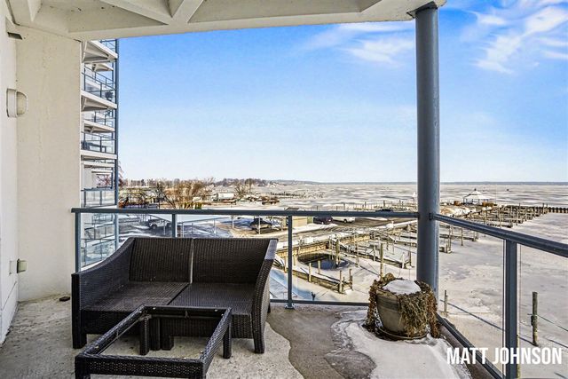 2964 Lakeshore Drive E 204, Muskegon, MI 49441