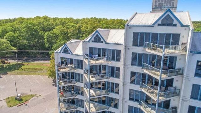 2964 Lakeshore Drive E 204, Muskegon, MI 49441